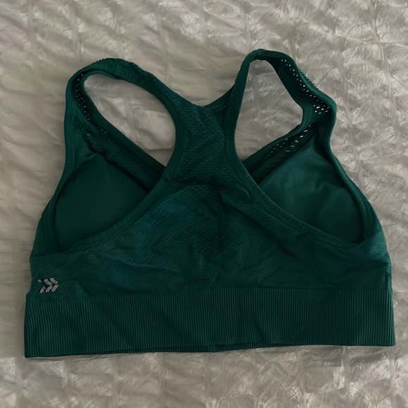Sports bra - Picture 2 of 2